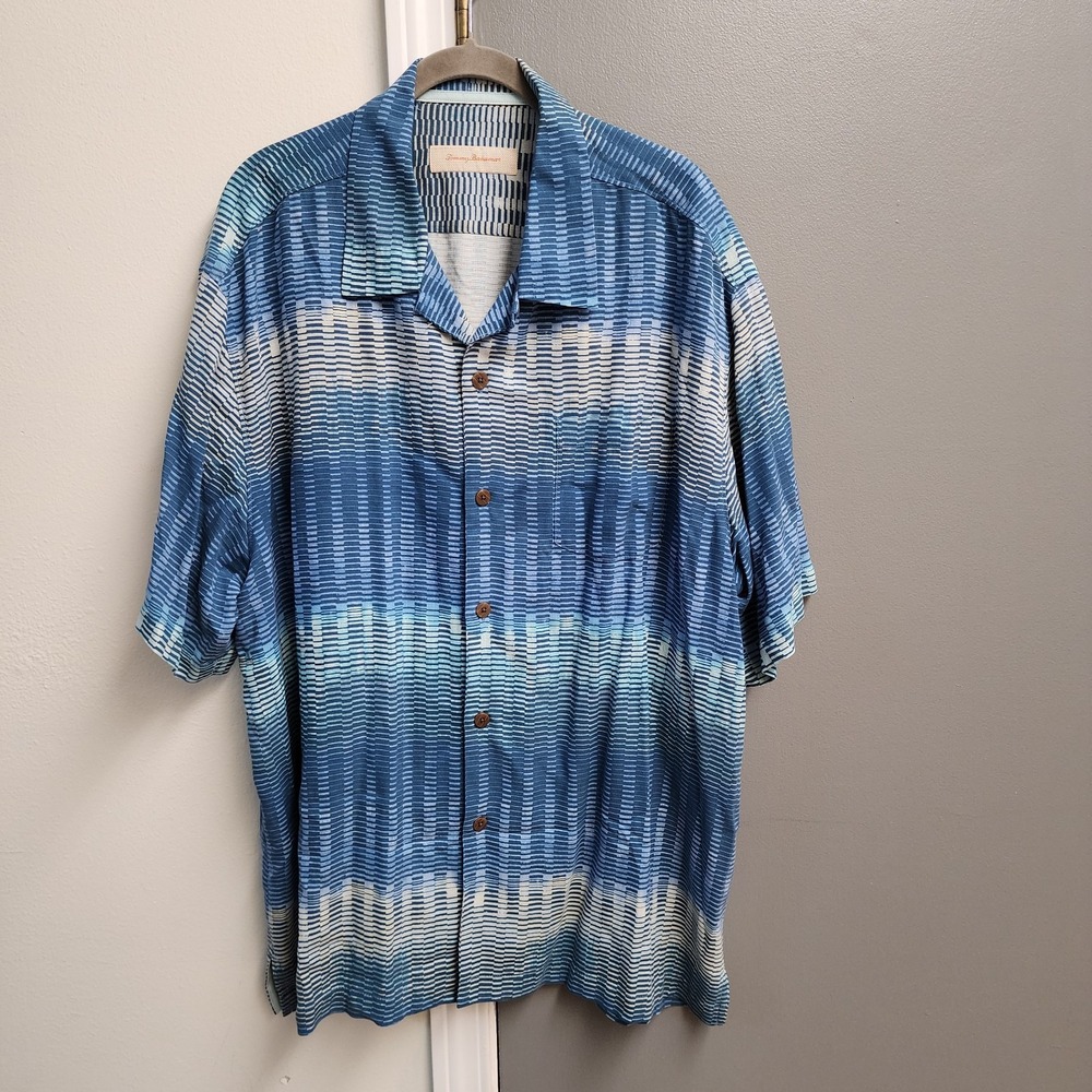 Tommy Bahama Men's Size XL Blue 100% Silk Short Sleeve Button Up Collared Shirt